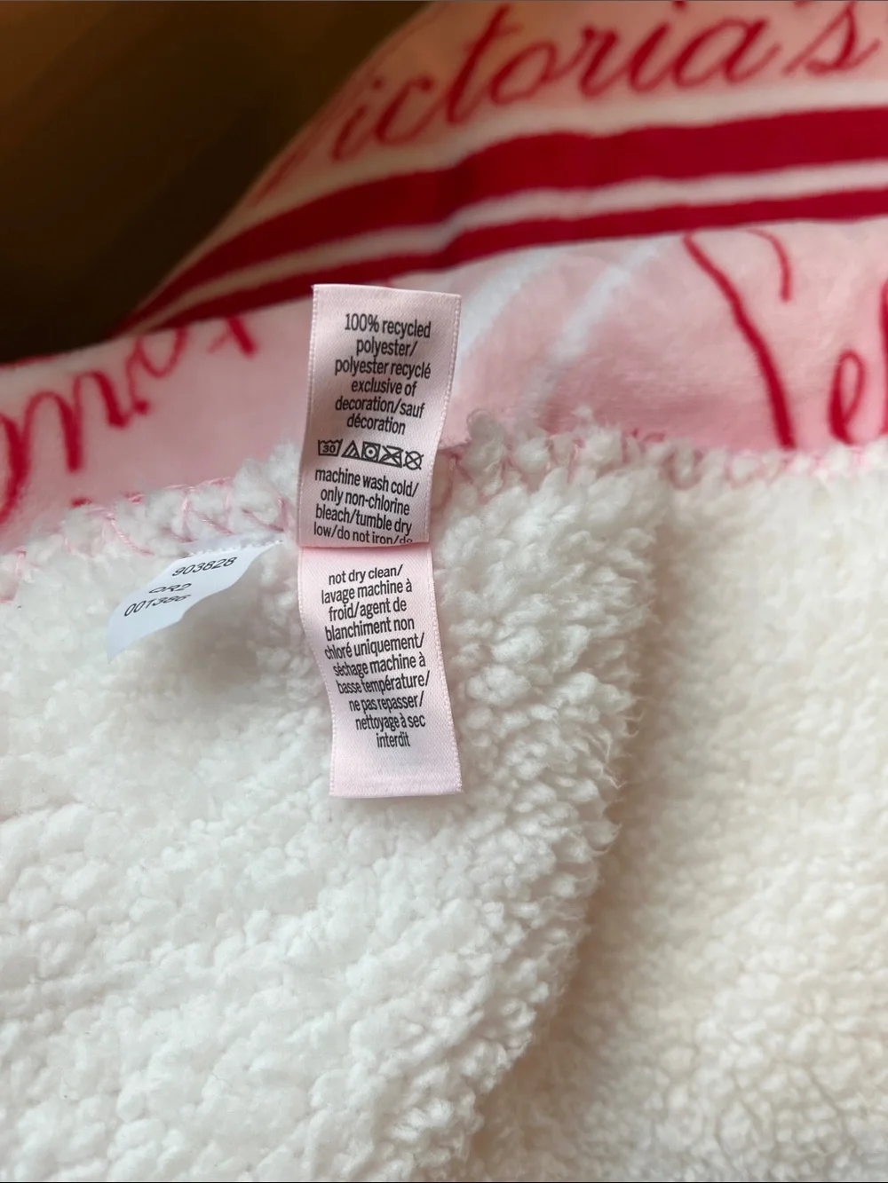 Victoria's Secret Plush Pink, Red Script & White Sherpa Throw